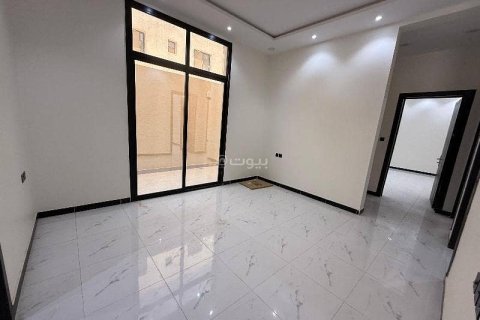 4 bedrooms Apartment in Riyadh, Saudi Arabia No. 67397 11
