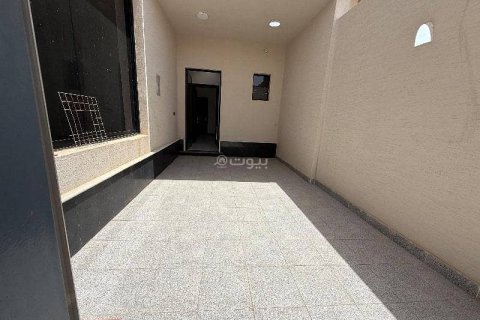 4 bedrooms Apartment in Riyadh, Saudi Arabia No. 67397