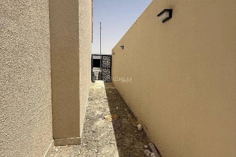 Apartment de 3 dormitorios en Riyadh, Saudi Arabia No. 67396 10