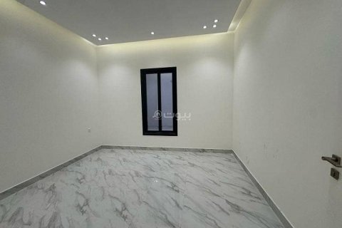 4 bedrooms Apartment in Riyadh, Saudi Arabia No. 67395 8