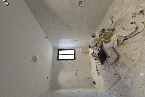 4 bedrooms Apartment in Riyadh, Saudi Arabia No. 61662 7