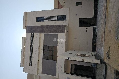 4 bedrooms Apartment in Riyadh, Saudi Arabia No. 61662