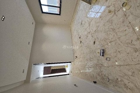 4 bedrooms Apartment in Riyadh, Saudi Arabia No. 61662 10
