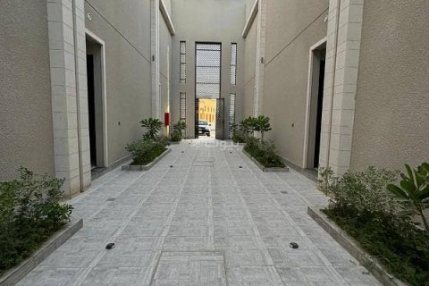 Villa de 3 chambres à Riyadh, Saudi Arabia No. 99622 4