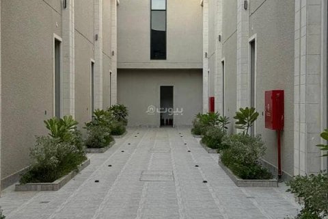 Villa de 3 chambres à Riyadh, Saudi Arabia No. 99622 3
