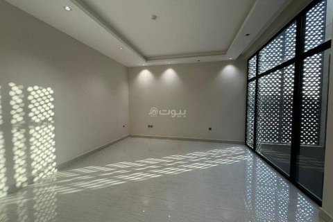 Villa de 3 chambres à Riyadh, Saudi Arabia No. 99622 15