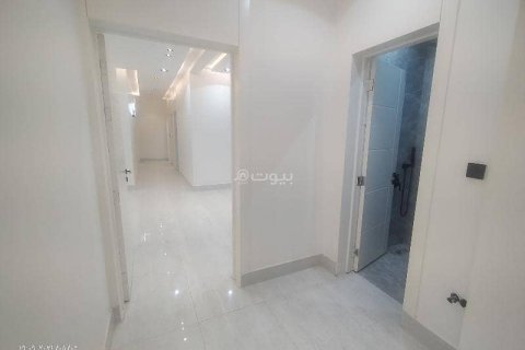 Квартира с 3 спальнями в Эр-Рияд, Саудовская Аравия №99617 3