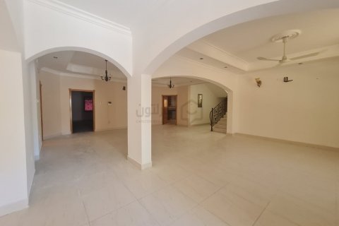 10 غرفة نوم  فيلا في المحرق, Bahrain رقم 62702 6