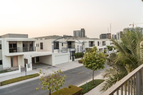 Вилла с 4 спальнями в Sidra Villas, ОАЭ №35289