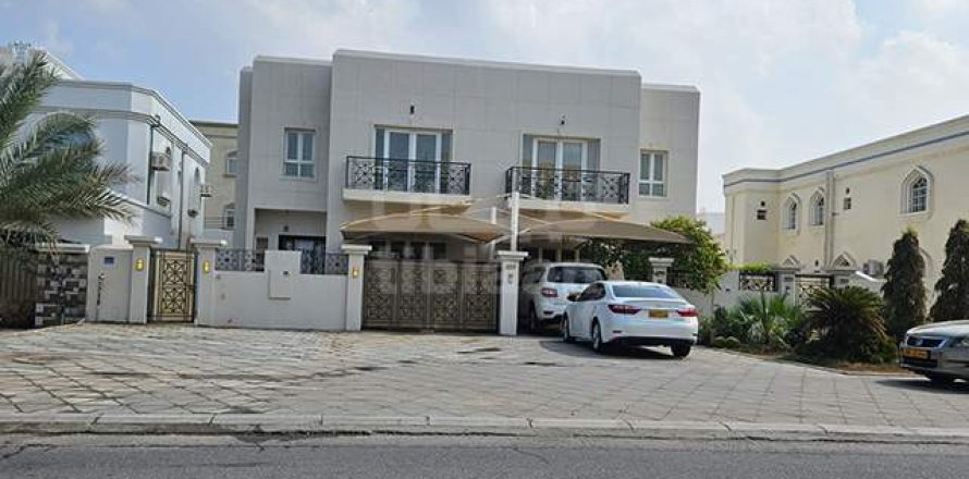 5 bedrooms Twin Villa in As Sib, Oman No. 53646