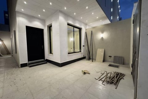 Apartment de 3 dormitorios en Riyadh, Saudi Arabia No. 62622 4