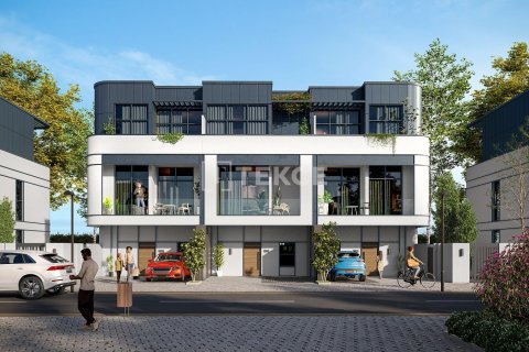 4 bedrooms Townhouse in Dubai Land, UAE No. 15379 5