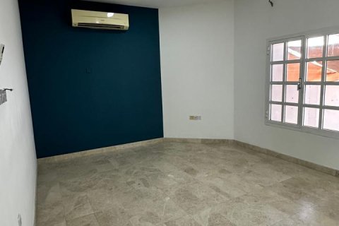 Villa de 2 chambres à Al Khuwair, Oman No. 105031 6