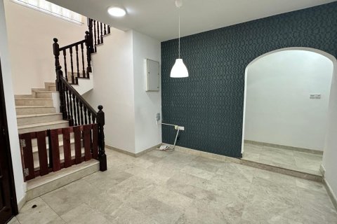 Villa de 2 chambres à Al Khuwair, Oman No. 105031 3