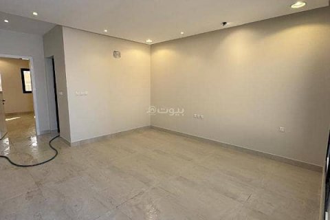 6 bedrooms Villa in Khobar, Saudi Arabia No. 60004 16
