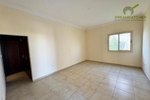 Вилла с 4 спальнями в Al Hamra Village, ОАЭ №34234 10