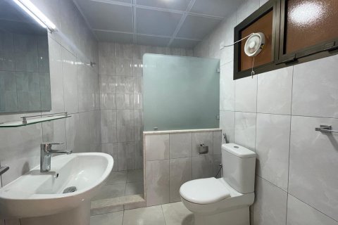 Apartment de 3 dormitorios en Muscat, Oman No. 68502 13