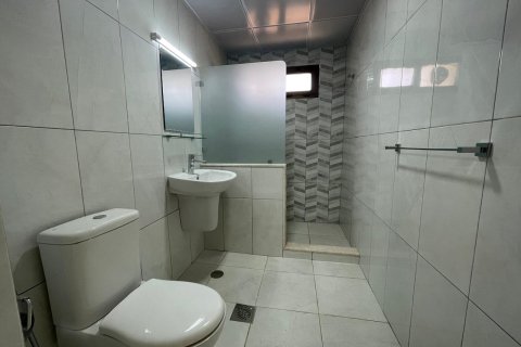 Apartment de 3 dormitorios en Muscat, Oman No. 68502 12