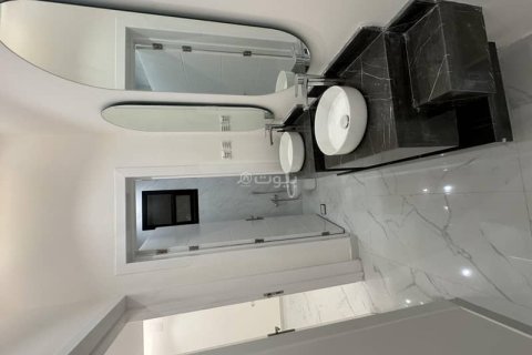 Villa de 5 chambres à Riyadh, Saudi Arabia No. 99596 12