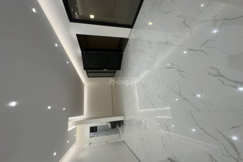 Villa de 5 chambres à Riyadh, Saudi Arabia No. 99596 9
