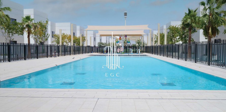 3 bedrooms Townhouse on the Yas Island, UAE No. 34707