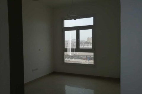 Villa de 4 chambres à Mohamed Bin Zayed City, UAE No. 34706 15