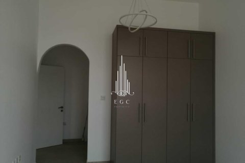 Villa de 4 chambres à Mohamed Bin Zayed City, UAE No. 34706 13