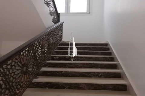 Villa de 4 chambres à Mohamed Bin Zayed City, UAE No. 34706 12