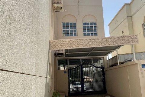 4 bedrooms Villa in Muscat, Oman No. 62665