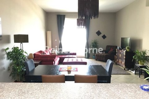 Apartment de 3 dormitorios en Motor City, UAE No. 70789