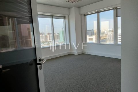 Office de 186.1m² à Sheikh Zayed Road, UAE No. 70791 12