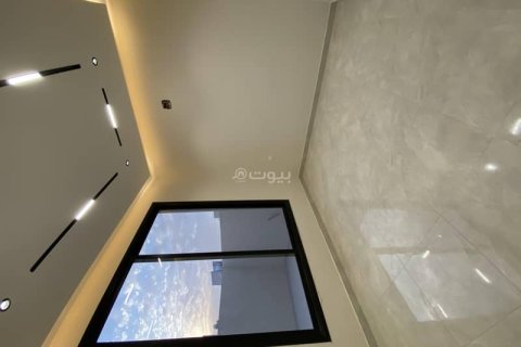 3 bedrooms Apartment in Riyadh, Saudi Arabia No. 60387 3