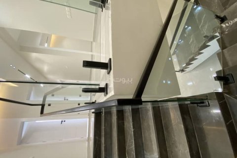 3 bedrooms Apartment in Riyadh, Saudi Arabia No. 60387 18