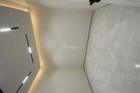 3 bedrooms Apartment in Riyadh, Saudi Arabia No. 60387 4