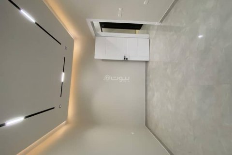 3 bedrooms Apartment in Riyadh, Saudi Arabia No. 60387 9