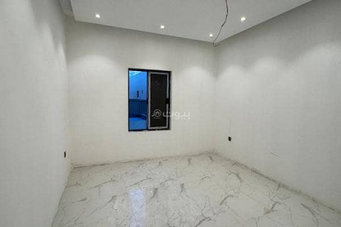 6 bedrooms Villa in Khobar, Saudi Arabia No. 60391 30