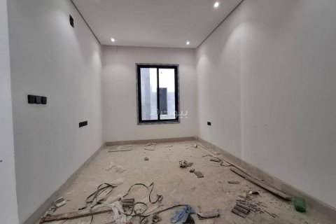 6 bedrooms Villa in Riyadh, Saudi Arabia No. 60389 10