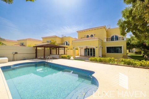 4 غرف نوم فيلا في Legacy, الإمارات العربية المتحدة رقم 48709 13