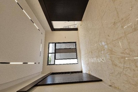 Вилла с 6 спальнями в Эр-Рияд, Саудовская Аравия №61674 5