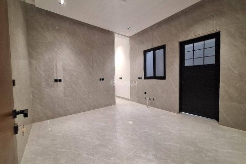 3 bedrooms Apartment in Riyadh, Saudi Arabia No. 61672 13