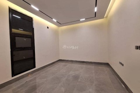 Villa de 3 dormitorios en Riyadh, Saudi Arabia No. 61676 15