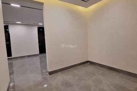 Villa de 3 dormitorios en Riyadh, Saudi Arabia No. 61676 17