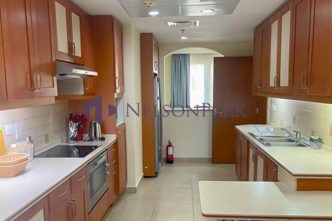 3 bedrooms Apartment in Doha, Qatar No. 58568 6