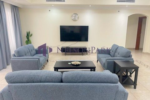 3 bedrooms Apartment in Doha, Qatar No. 58568