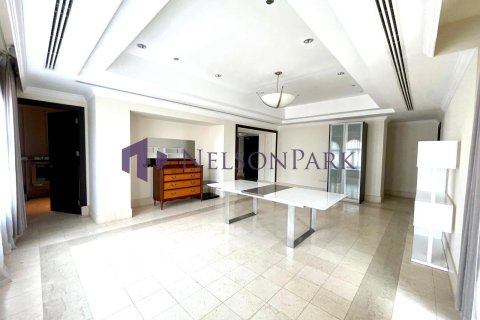 5 غرفة نوم  بانتهاوس في الدوحة, Qatar رقم 58569 10