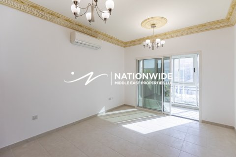 3 bedrooms Villa in Abu Dhabi, UAE No. 99222 15