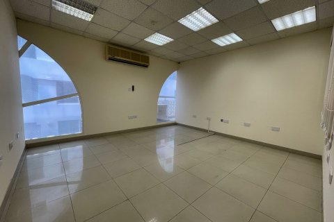 Office de 143m² en Al Khuwair, Oman No. 54819 5