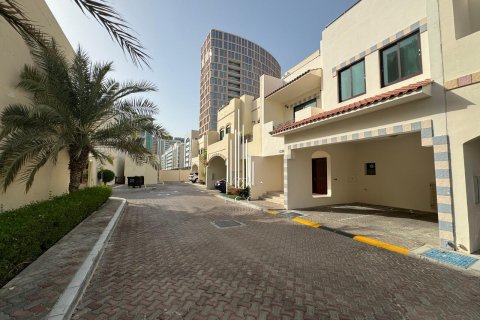 Villa de 4 chambres à Al Khalidiya, UAE No. 29334 27