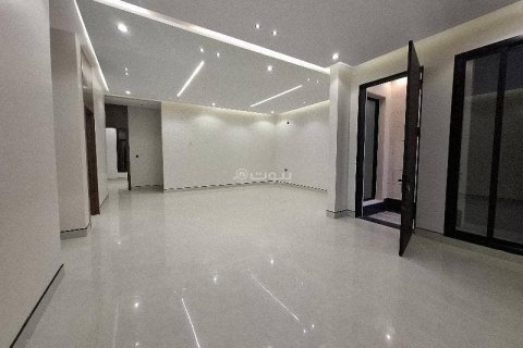 5 bedrooms Apartment in Riyadh, Saudi Arabia No. 60383