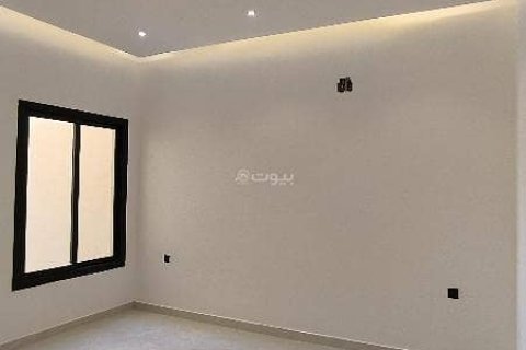 4 bedrooms Apartment in Riyadh, Saudi Arabia No. 60339
